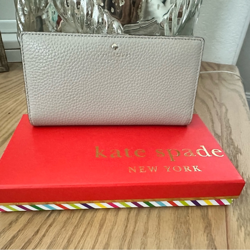Kate Spade Light Gray Pebbled Leather Wallet